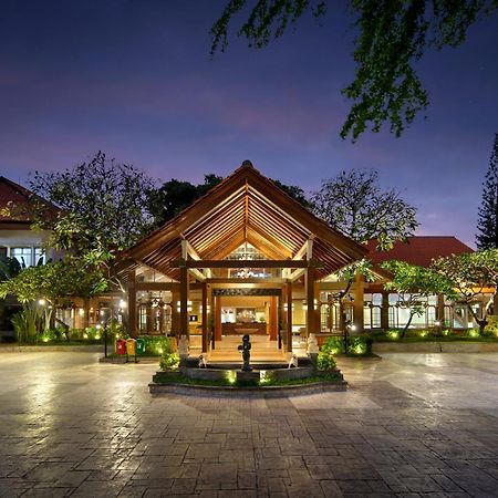 קוטה לומבוק Grand Istana Rama Hotel מראה חיצוני תמונה