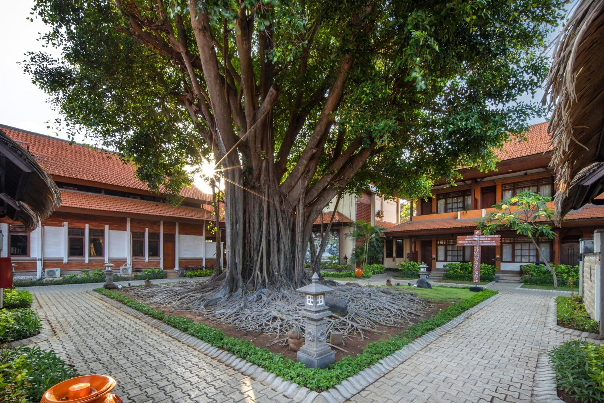 קוטה לומבוק Grand Istana Rama Hotel מראה חיצוני תמונה