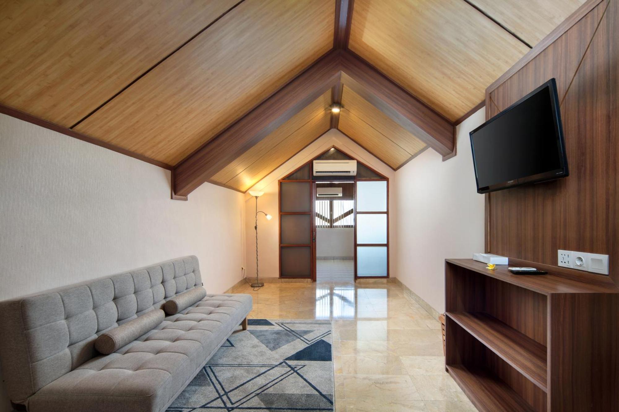 קוטה לומבוק Grand Istana Rama Hotel מראה חיצוני תמונה